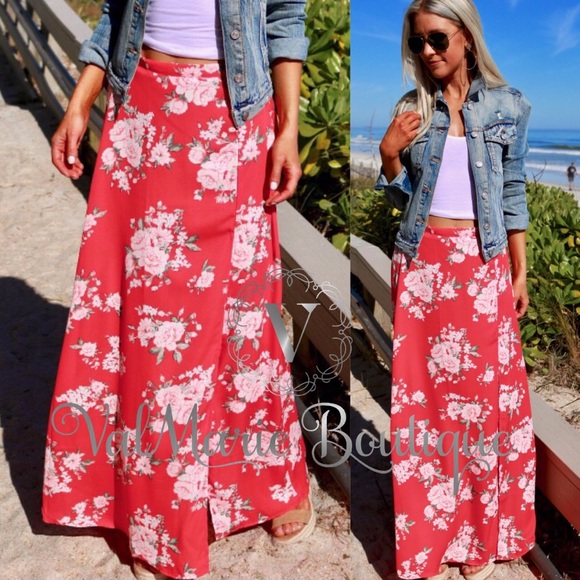 LAST 1 SZ L!! Floral tomato red skirt - Picture 2 of 4